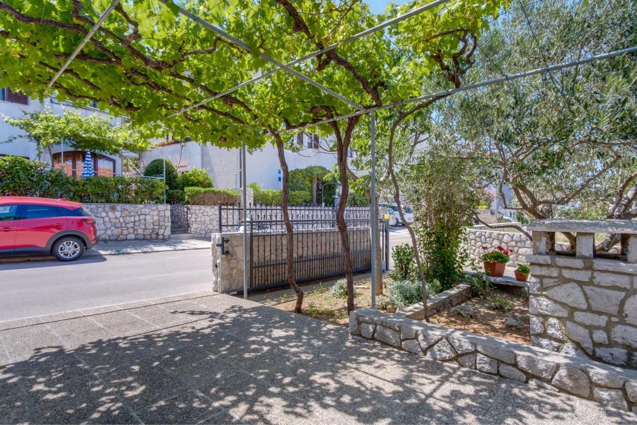 מאלי לוסיניי Apartments Anci מראה חיצוני תמונה