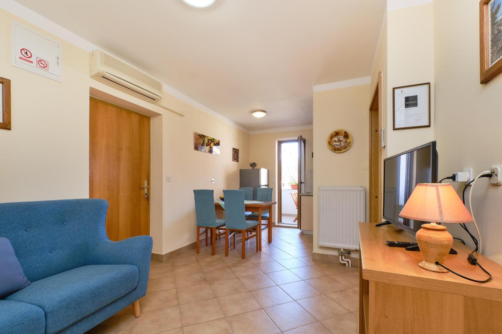 מאלי לוסיניי Apartments Anci מראה חיצוני תמונה