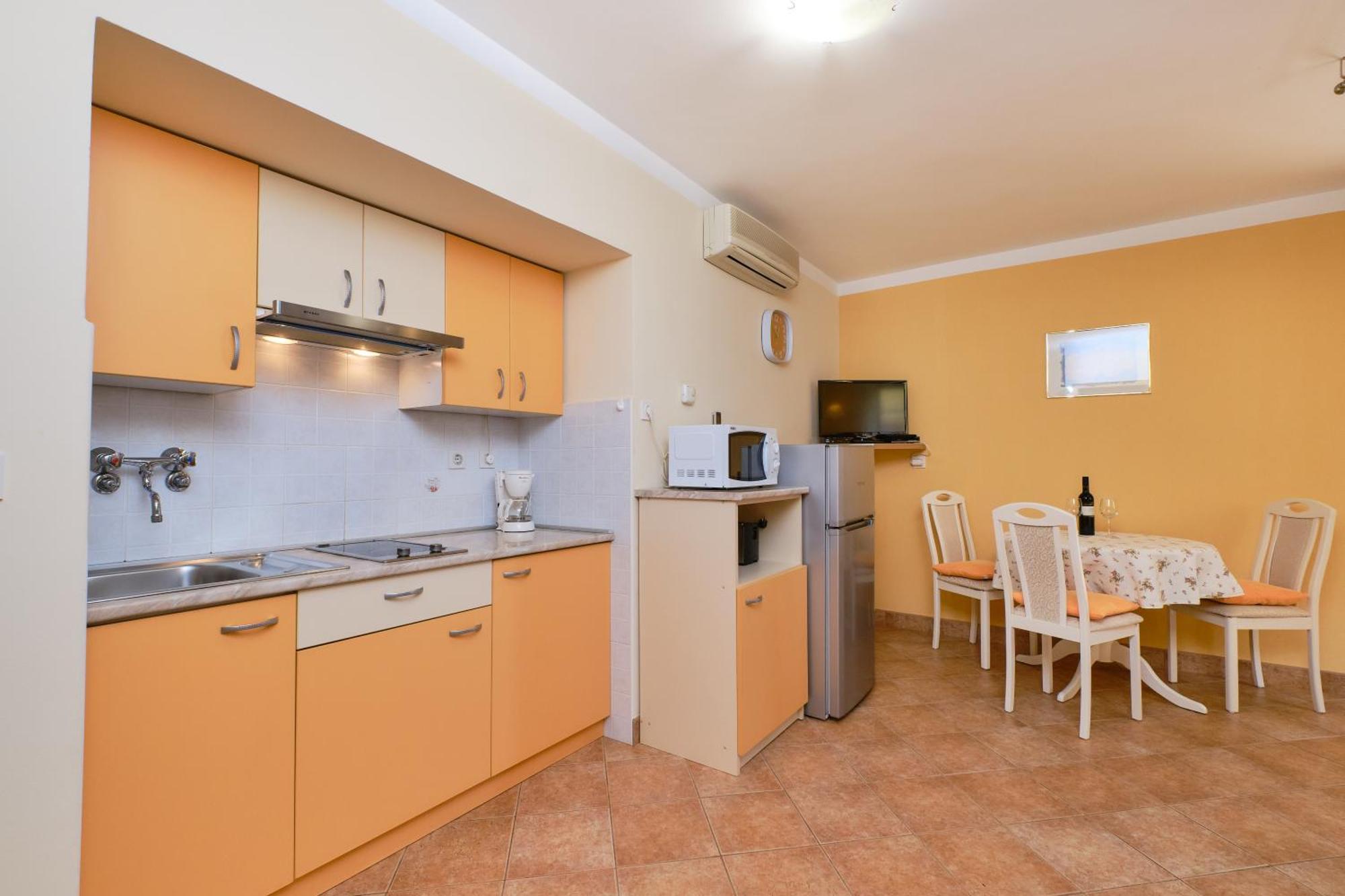 מאלי לוסיניי Apartments Anci מראה חיצוני תמונה