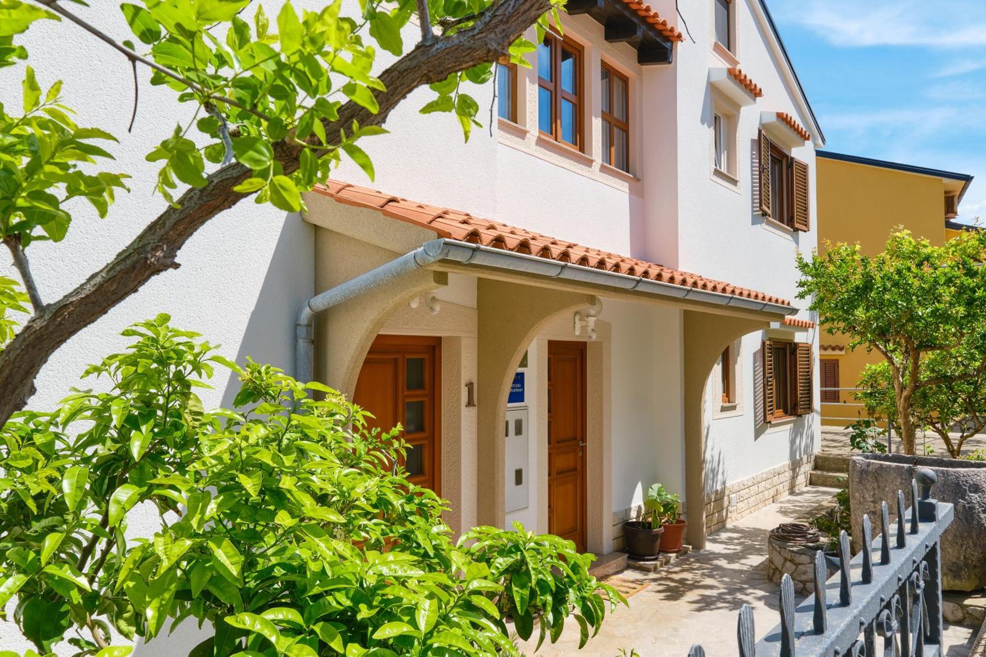 מאלי לוסיניי Apartments Anci מראה חיצוני תמונה