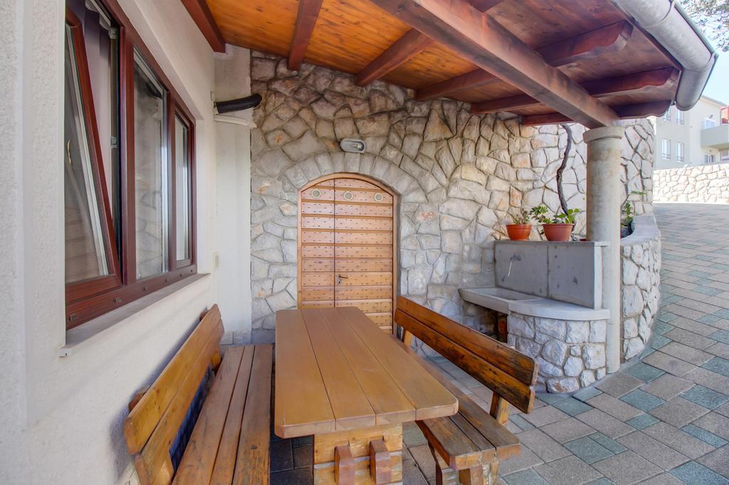 מאלי לוסיניי Apartments Anci מראה חיצוני תמונה